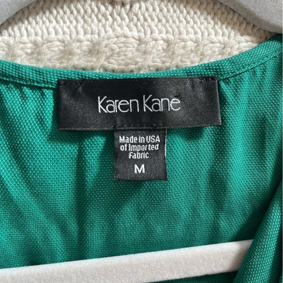 Karen Kane Sleeveless Asymmetrical Hunter Green Blouse Women’s Size Medium - Picture 5 of 12